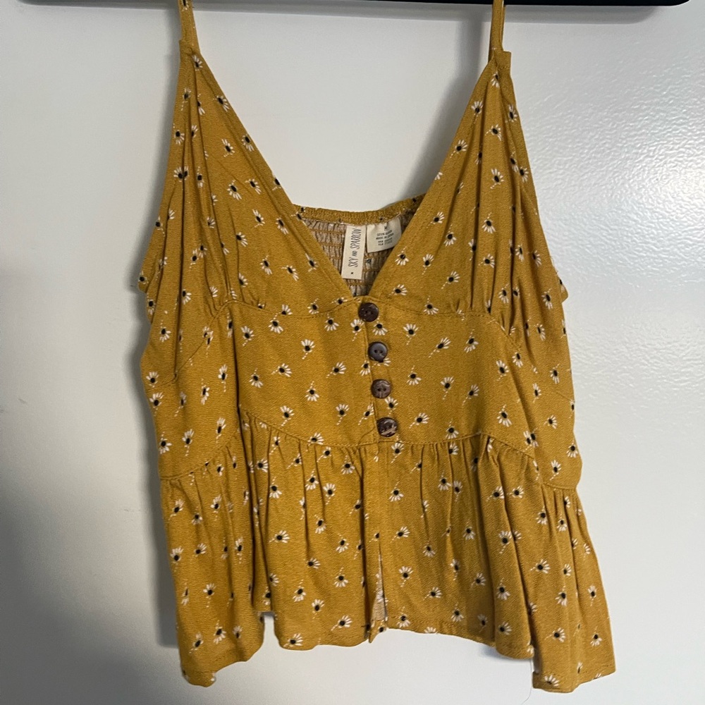 Crop top
